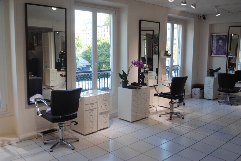 coiffure-LA ROQUEBRUSSANNE-min_floor-home-office-property-living-room-room-781228-pxhere.com